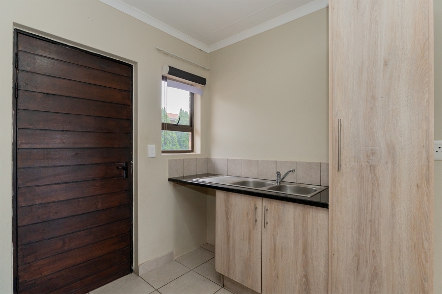 2 Bedroom Property for Sale in Primrose Hill Gauteng