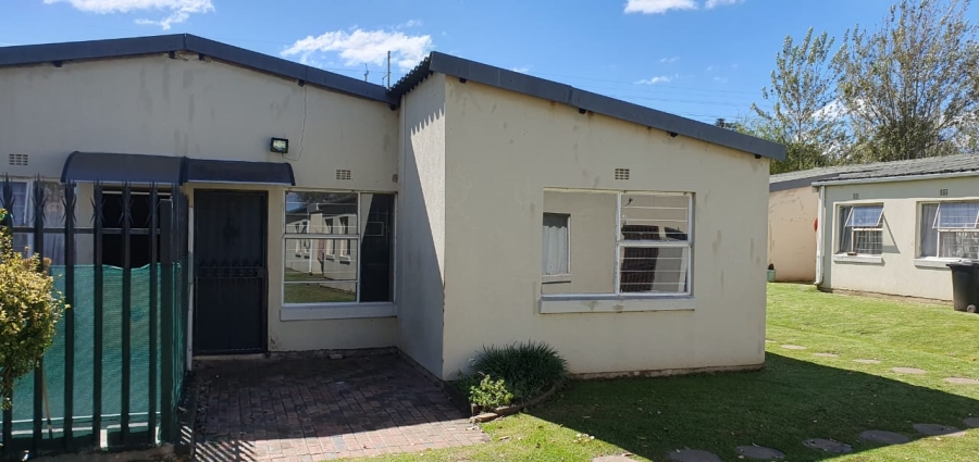 2 Bedroom Property for Sale in Florida Gauteng