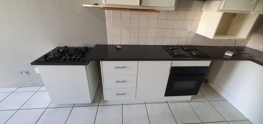 2 Bedroom Property for Sale in Florida Gauteng