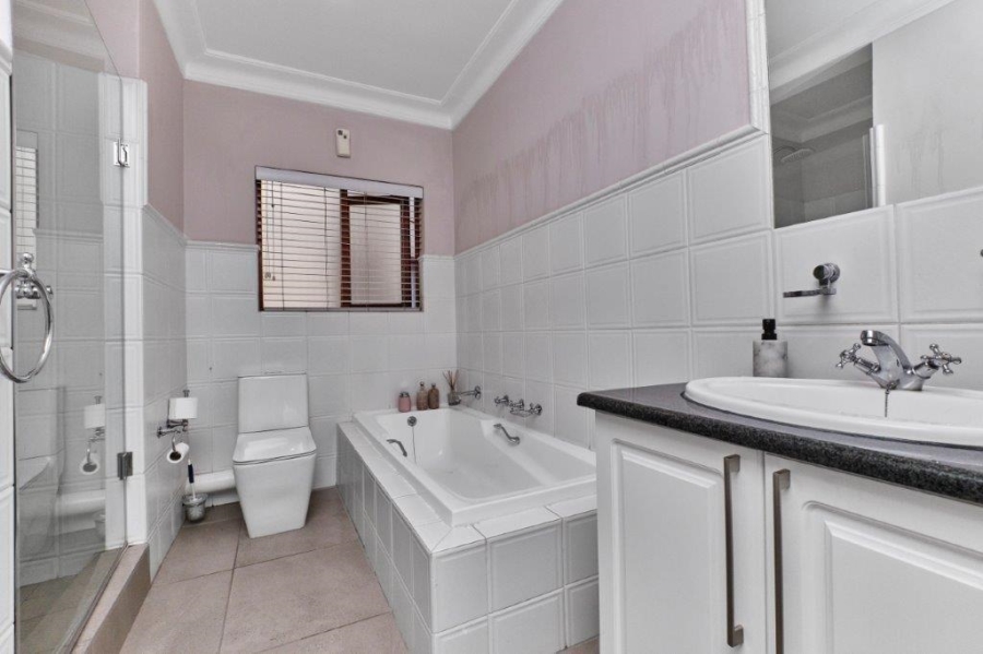 3 Bedroom Property for Sale in Hyde Park Gauteng