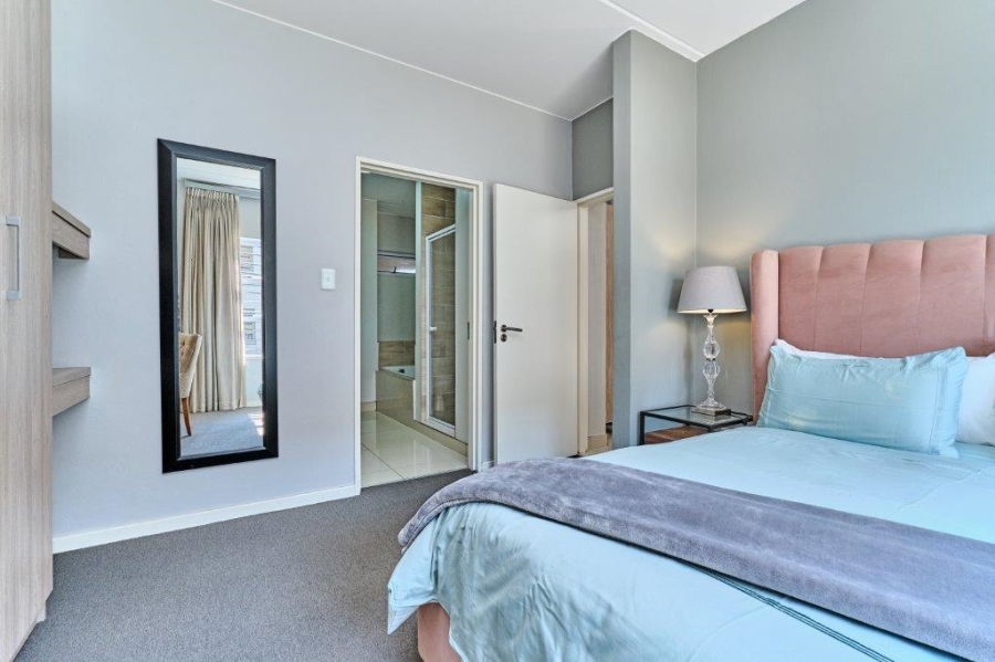 2 Bedroom Property for Sale in Blue Hills Gauteng