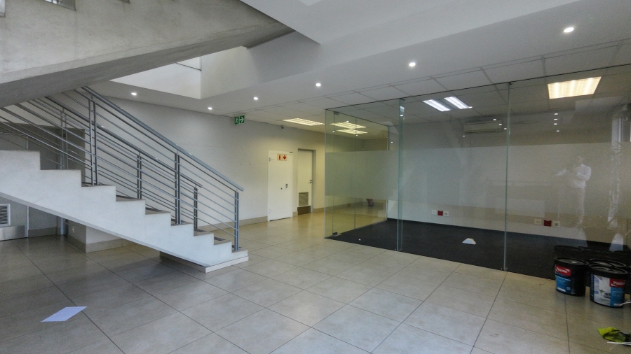 To Let Commercial Property for Rent in Longmeadow Gauteng