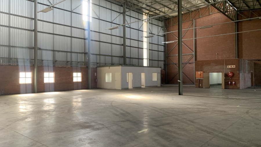To Let Commercial Property for Rent in Longmeadow Gauteng