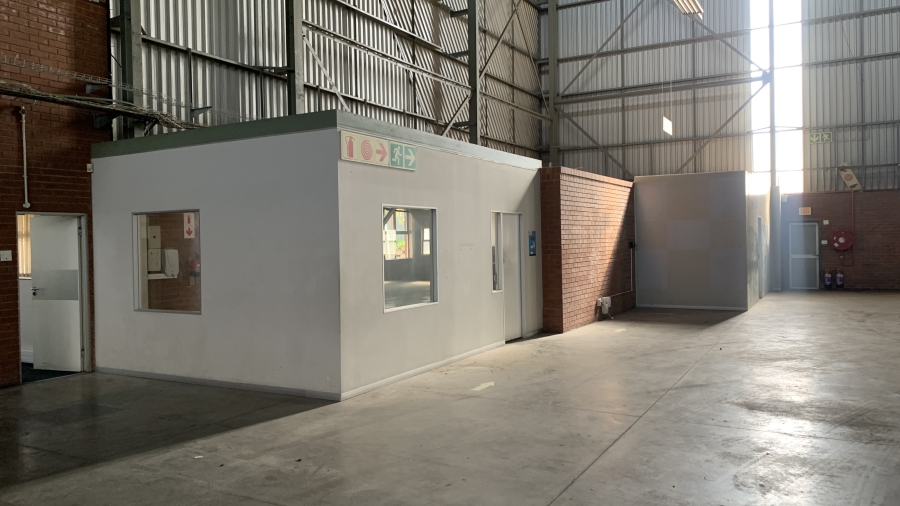 To Let Commercial Property for Rent in Longmeadow Gauteng