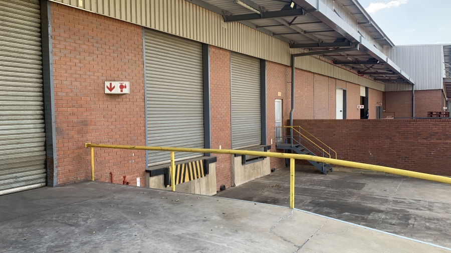 To Let Commercial Property for Rent in Longmeadow Gauteng