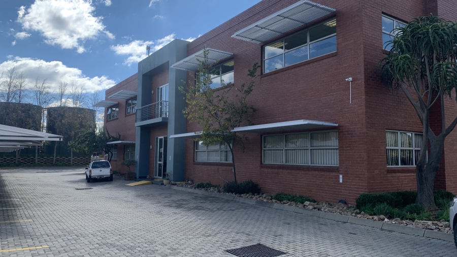 To Let Commercial Property for Rent in Longmeadow Gauteng