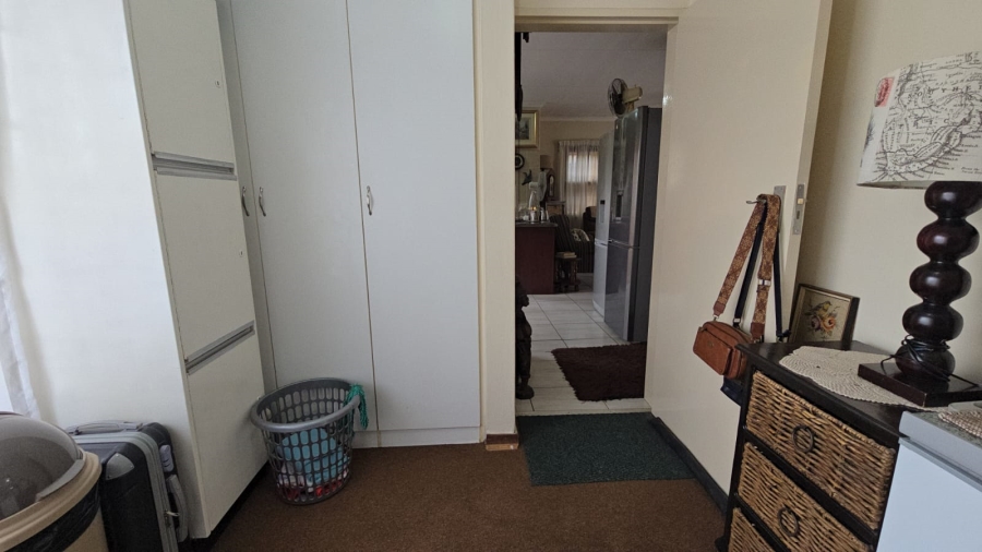 2 Bedroom Property for Sale in Andeon Gauteng