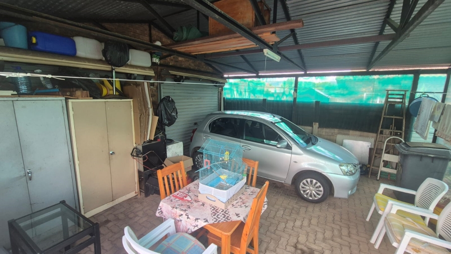 2 Bedroom Property for Sale in Andeon Gauteng