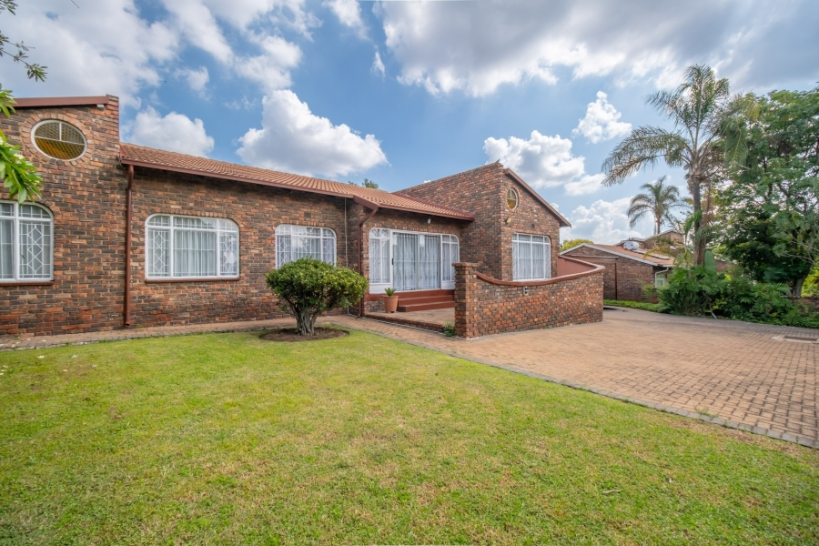 4 Bedroom Property for Sale in Randpark Ridge Gauteng