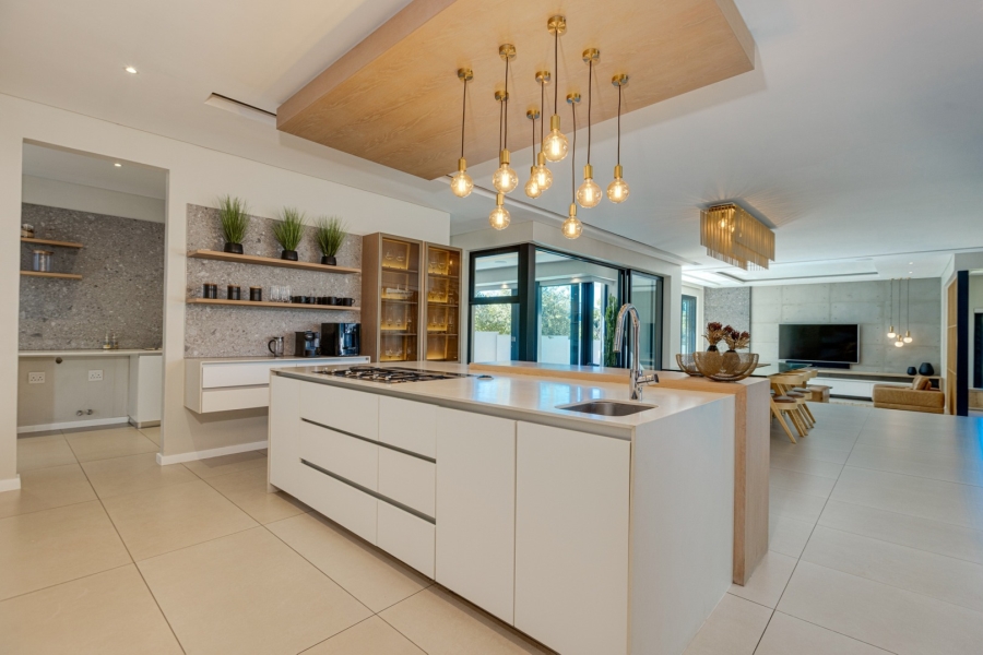 4 Bedroom Property for Sale in Helderfontein Estate Gauteng