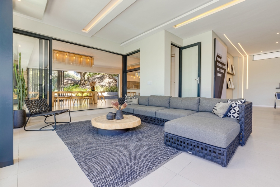 4 Bedroom Property for Sale in Helderfontein Estate Gauteng