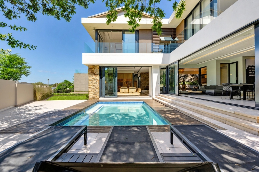 4 Bedroom Property for Sale in Helderfontein Estate Gauteng
