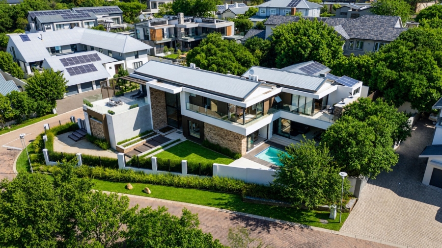 4 Bedroom Property for Sale in Helderfontein Estate Gauteng