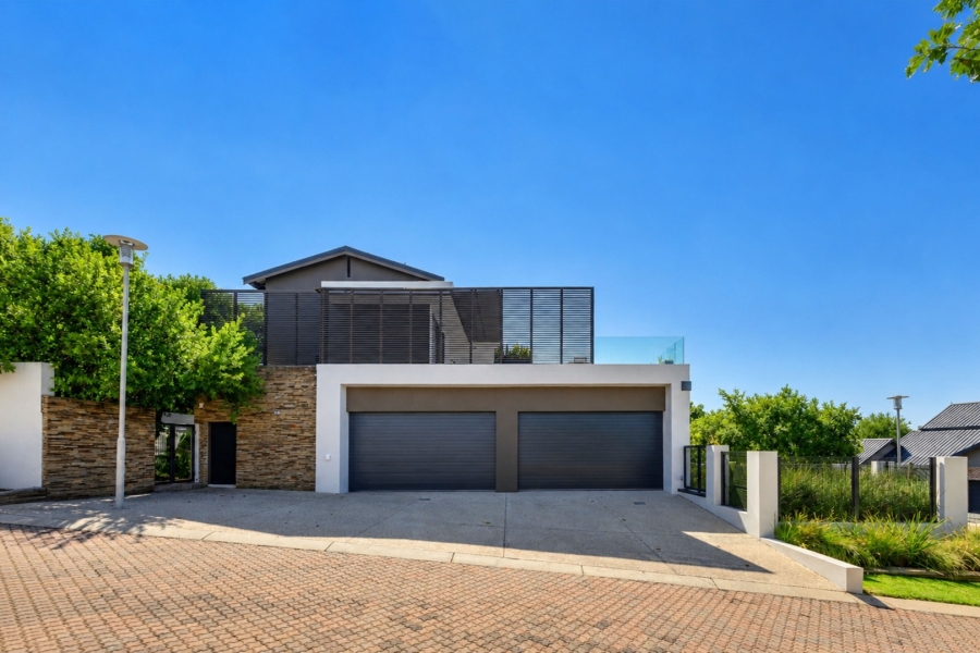 4 Bedroom Property for Sale in Helderfontein Estate Gauteng