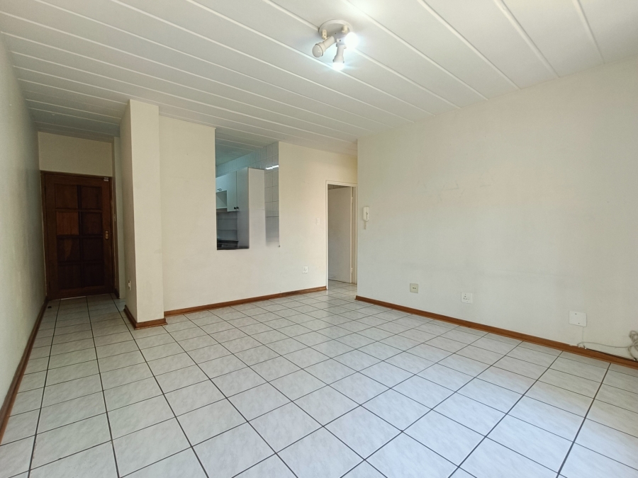 2 Bedroom Property for Sale in New Redruth Gauteng