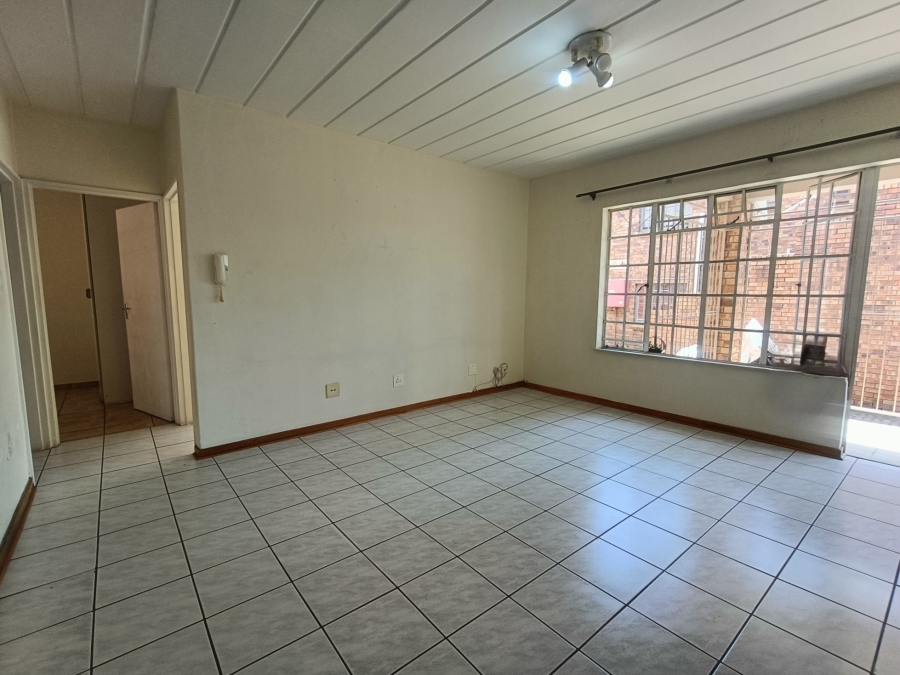 2 Bedroom Property for Sale in New Redruth Gauteng