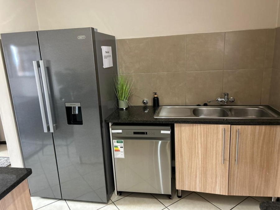 2 Bedroom Property for Sale in Noordwyk Gauteng