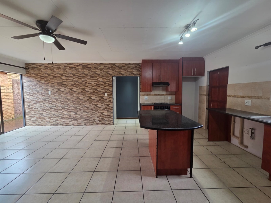 3 Bedroom Property for Sale in Eleadah Gauteng