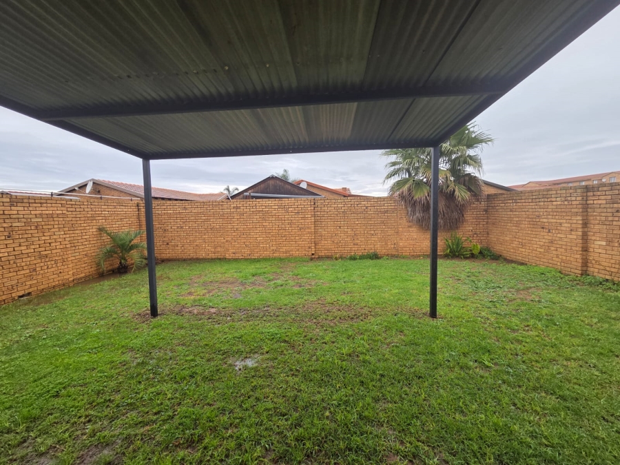 3 Bedroom Property for Sale in Eleadah Gauteng