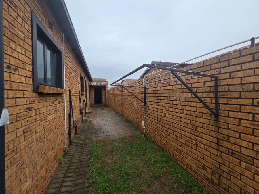 3 Bedroom Property for Sale in Eleadah Gauteng
