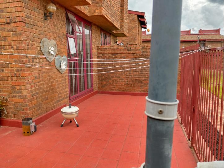 3 Bedroom Property for Sale in The Hill Gauteng