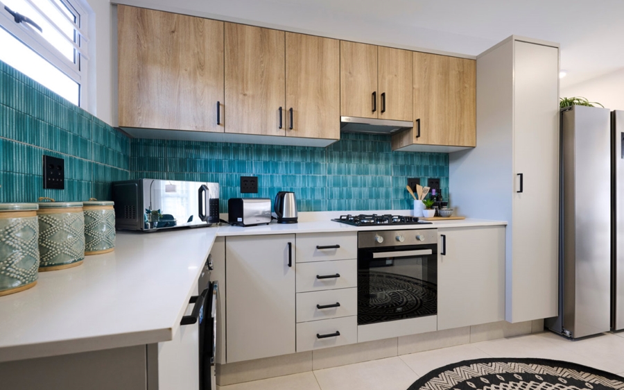 To Let 2 Bedroom Property for Rent in Fourways Gauteng