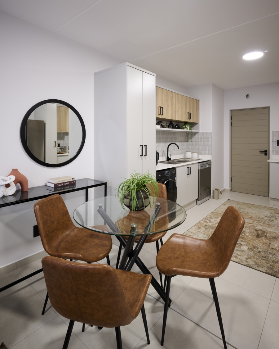 To Let 2 Bedroom Property for Rent in Fourways Gauteng