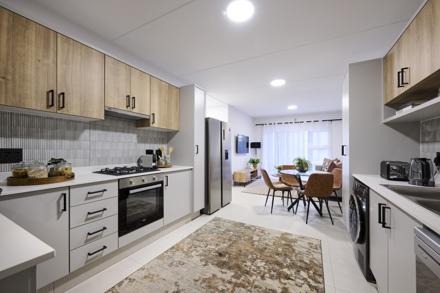 To Let 2 Bedroom Property for Rent in Fourways Gauteng