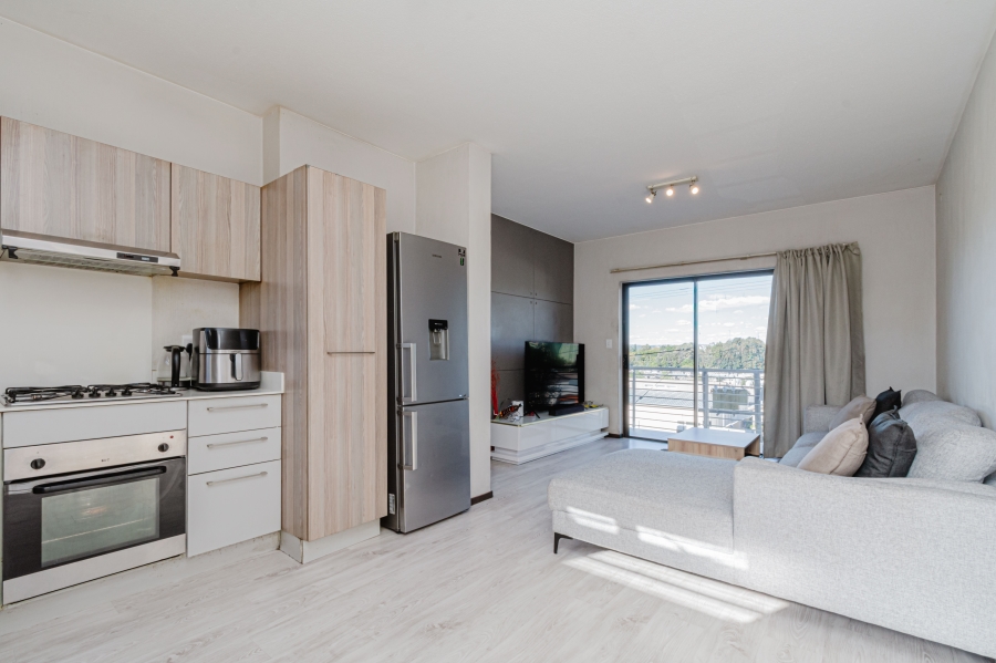 2 Bedroom Property for Sale in Broadacres Gauteng
