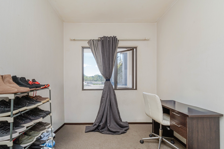 2 Bedroom Property for Sale in Broadacres Gauteng