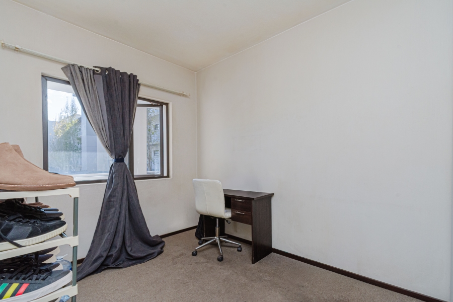 2 Bedroom Property for Sale in Broadacres Gauteng