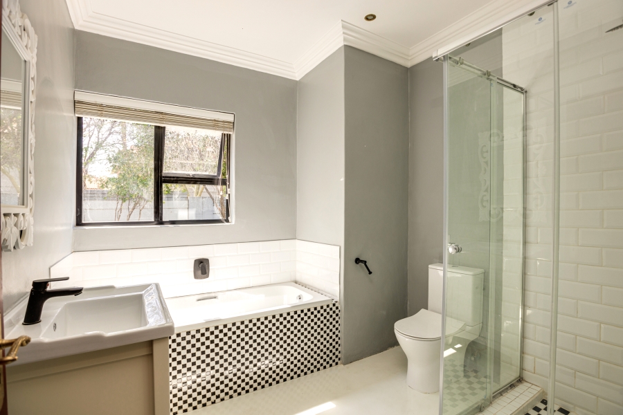 To Let 4 Bedroom Property for Rent in Dainfern Valley Gauteng
