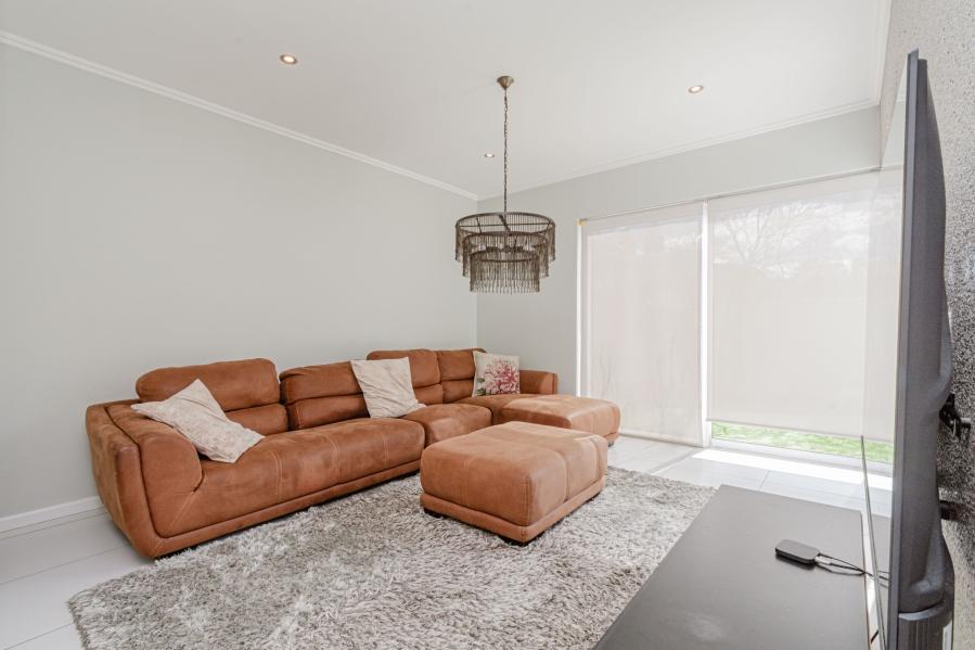 To Let 3 Bedroom Property for Rent in Bryanston Gauteng