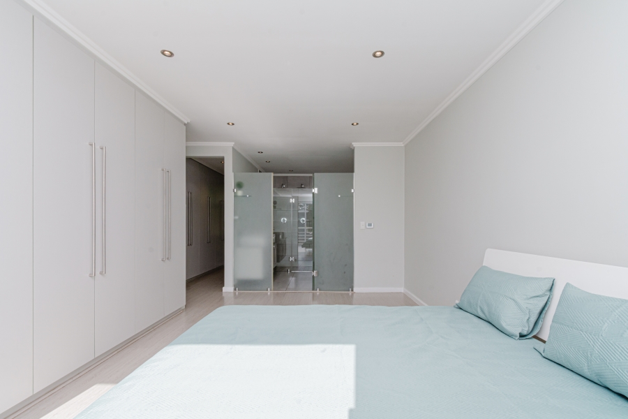 To Let 3 Bedroom Property for Rent in Bryanston Gauteng