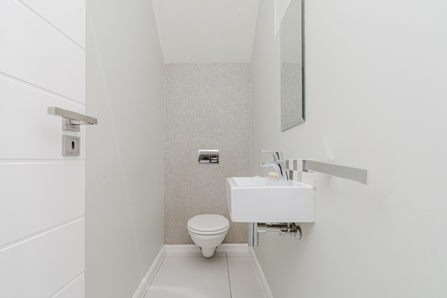To Let 3 Bedroom Property for Rent in Bryanston Gauteng