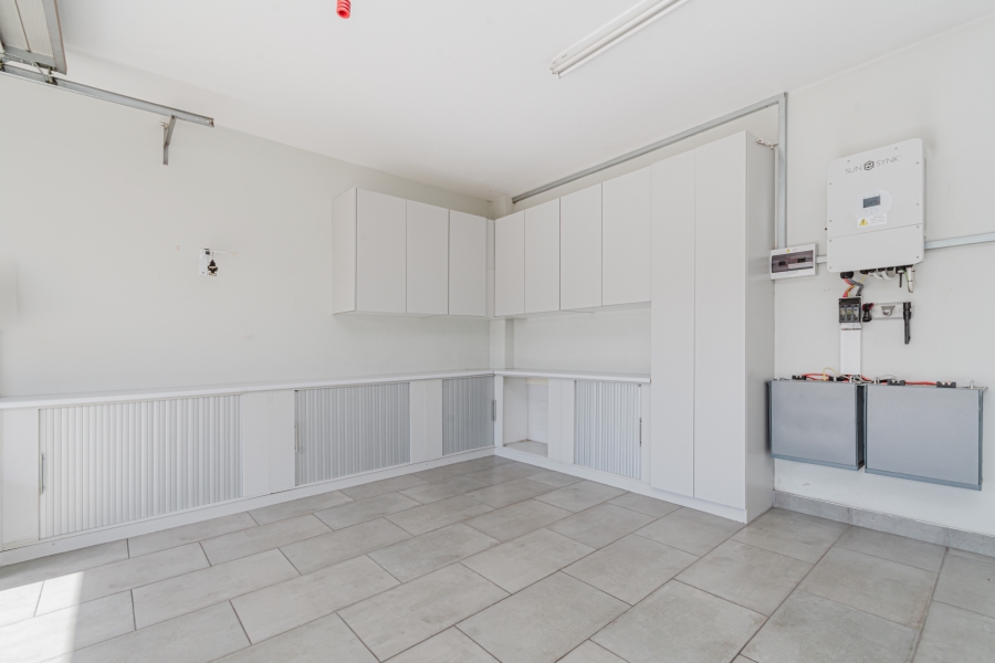 To Let 3 Bedroom Property for Rent in Bryanston Gauteng