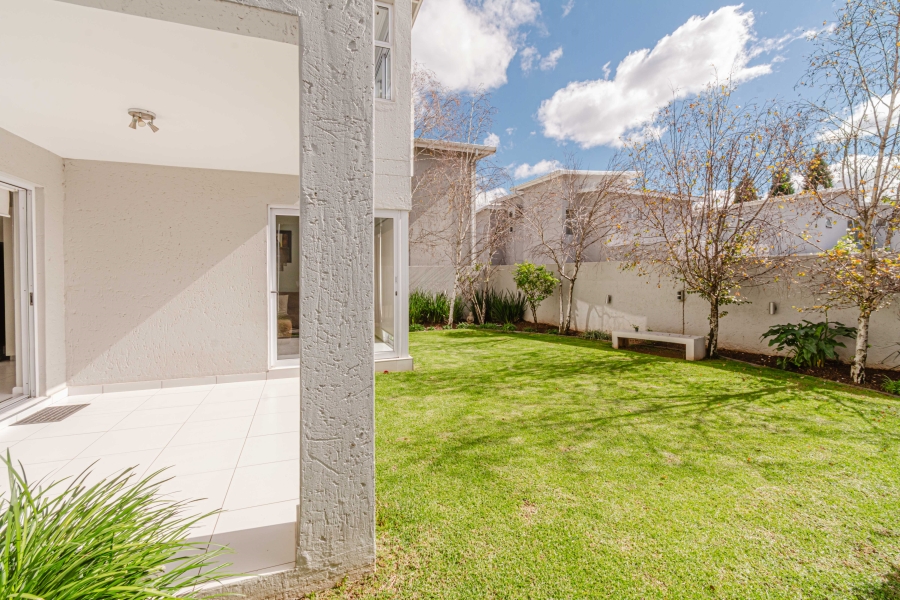 To Let 3 Bedroom Property for Rent in Bryanston Gauteng
