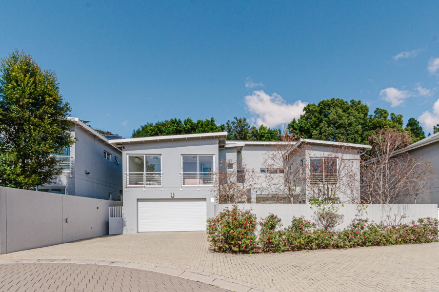 To Let 3 Bedroom Property for Rent in Bryanston Gauteng