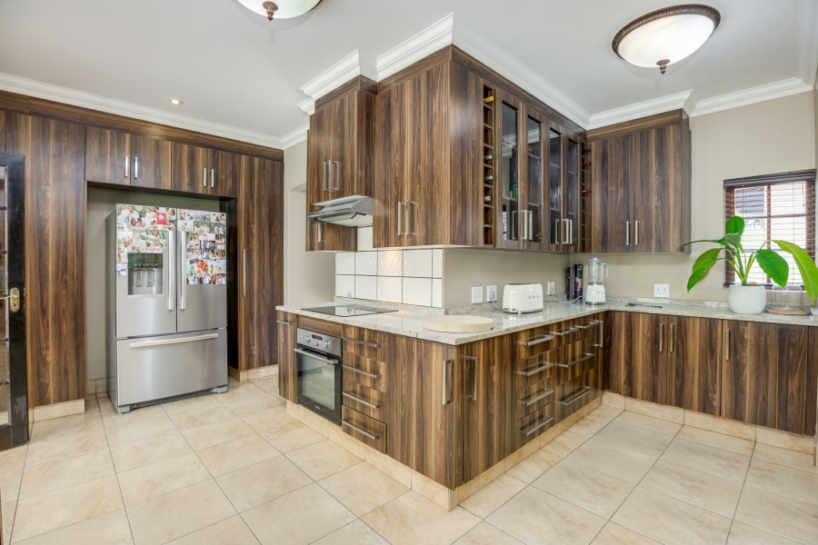To Let 4 Bedroom Property for Rent in Fourways Gardens Gauteng