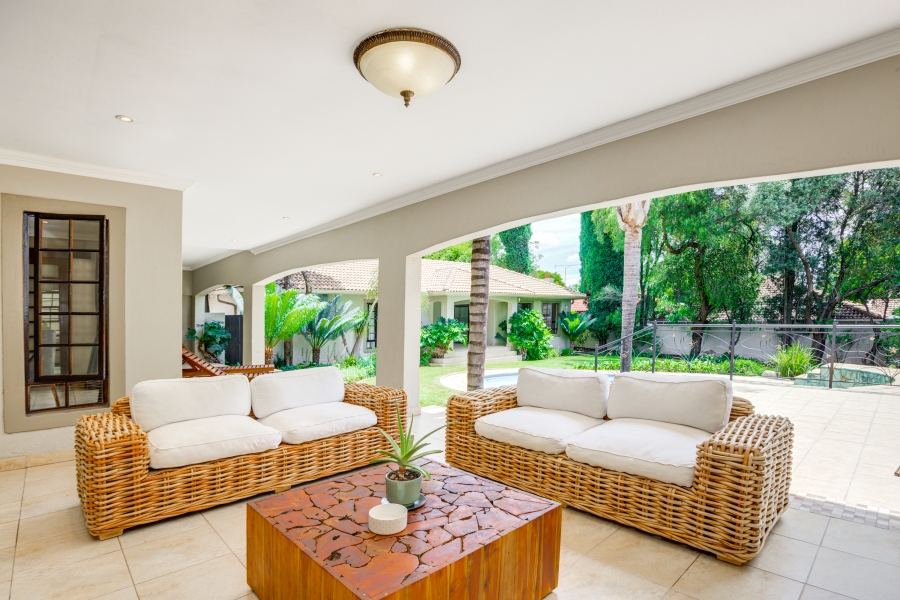 To Let 4 Bedroom Property for Rent in Fourways Gardens Gauteng