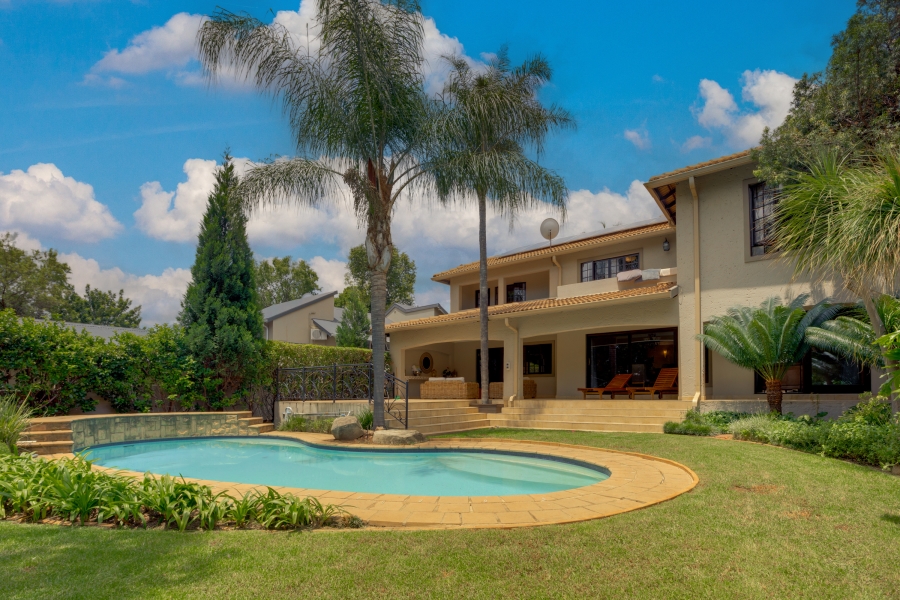 To Let 4 Bedroom Property for Rent in Fourways Gardens Gauteng