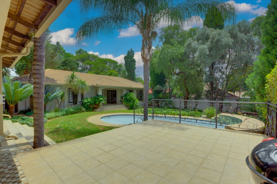 To Let 4 Bedroom Property for Rent in Fourways Gardens Gauteng
