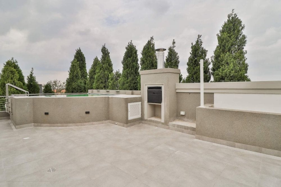 3 Bedroom Property for Sale in Illovo Gauteng