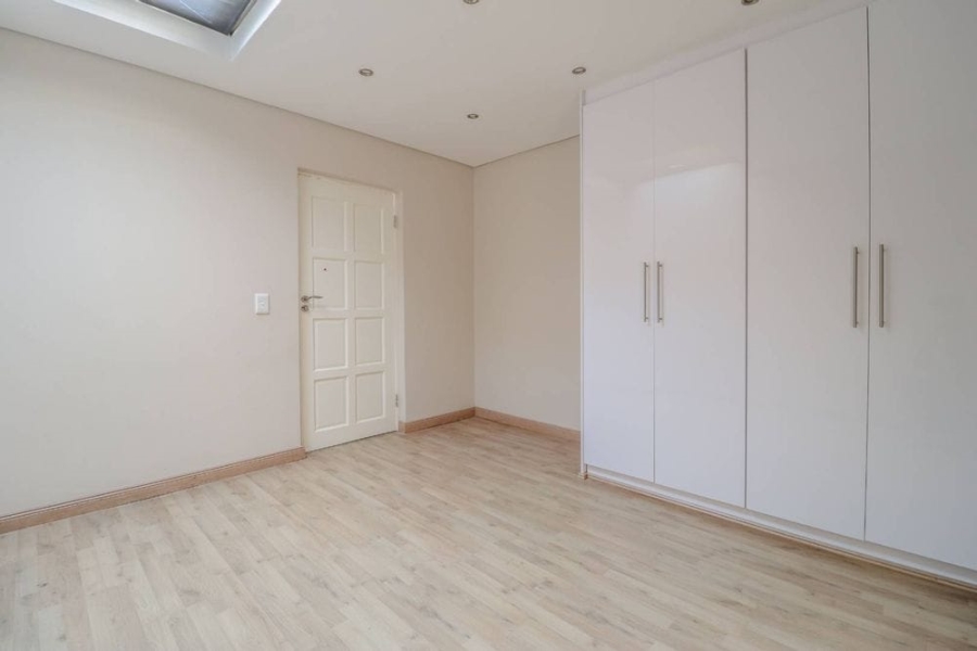 3 Bedroom Property for Sale in Sandown Gauteng