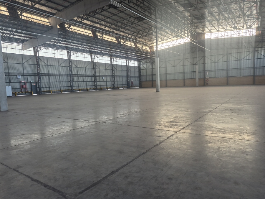 To Let Commercial Property for Rent in Gosforth Park Gauteng