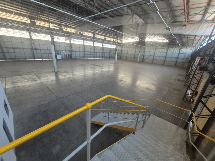 To Let Commercial Property for Rent in Gosforth Park Gauteng