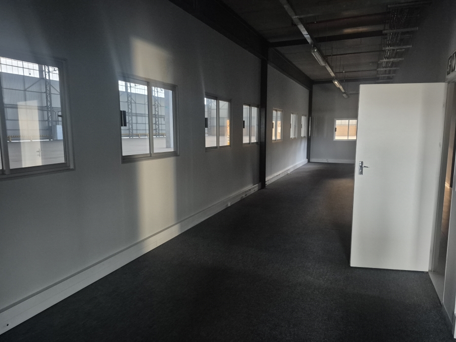 To Let Commercial Property for Rent in Gosforth Park Gauteng