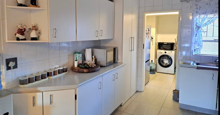 3 Bedroom Property for Sale in Rangeview Gauteng