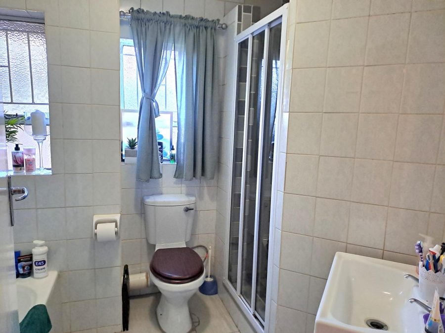 3 Bedroom Property for Sale in Rangeview Gauteng