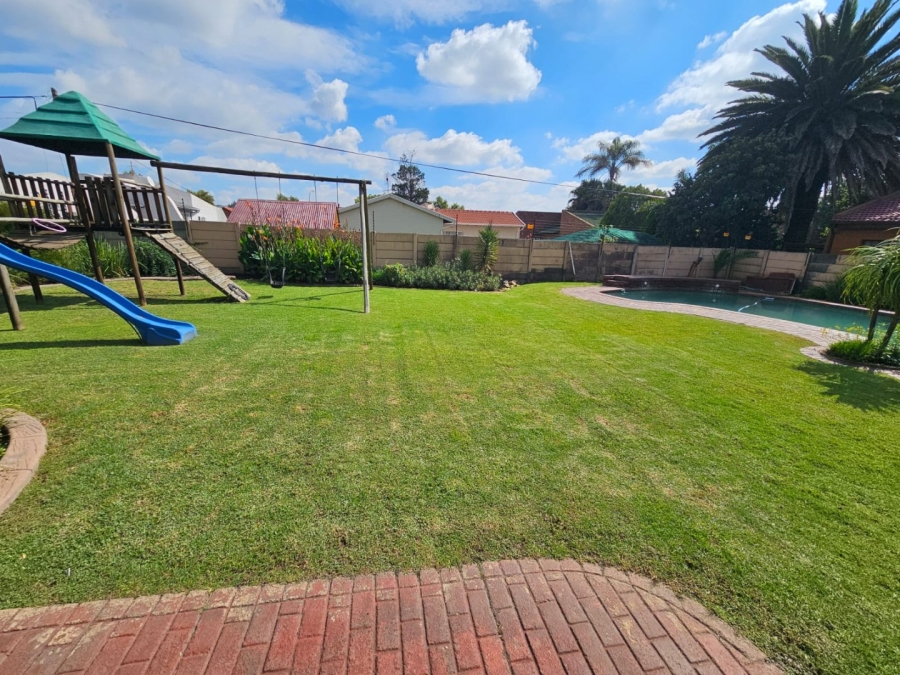 4 Bedroom Property for Sale in Randhart Gauteng